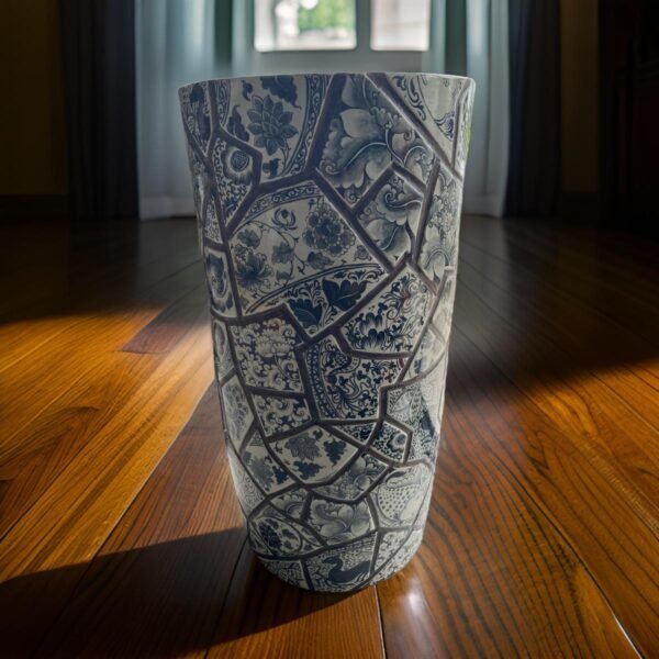 Hand painted Celadon Jigsaw Pot